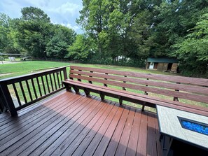 Terrace/patio - Getaway to Ocoee and Hiwassee (Cleveland)