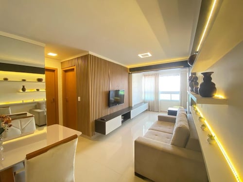 Desfrute Deste Apto Elegante, Neste Lugar Único e Tranquilo, Localização Nobre