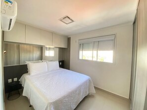 2 chambres, fer et planche à repasser, lit parapluie, Wi-Fi