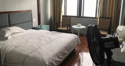 Hua Yang Hotel