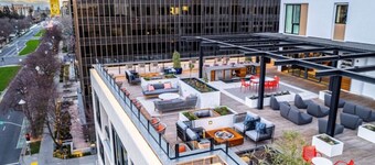 Luxury 2 bedroom apartment next to Golden 1 Center
