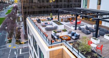 Luxury 2 bedroom apartment next to Golden 1 Center