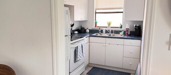 Cozy 1-bedroom in law suite with WiFi, AC in superb Venice