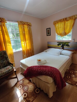 2 bedrooms, iron/ironing board, WiFi, bed sheets