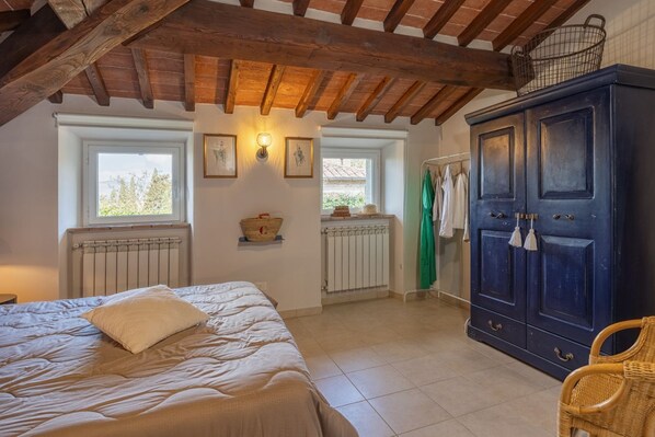 2 bedrooms, iron/ironing board, travel crib, WiFi