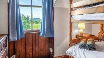 5 habitaciones, wifi gratis y ropa de cama