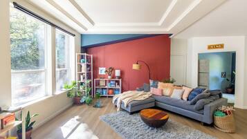Smart TV, books