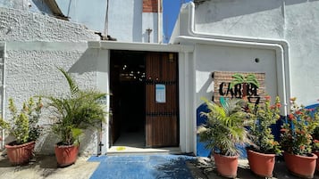 Bagian depan properti