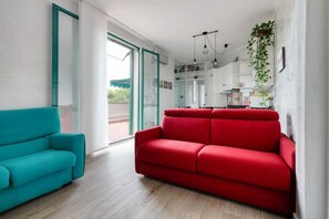 Living area - Rainbow House in Milan (Milano)