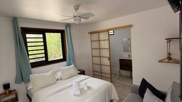 Comfort Single Room | Down comforters, in-room safe, blackout drapes, iron/ironing board