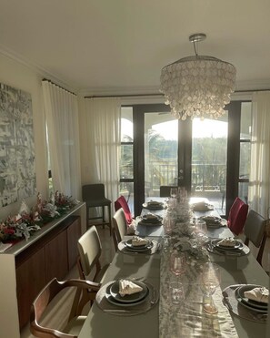 شقة - تجهيزات لذوي الاحتياجات الخاصة | 3 عدّة غرف نوم وخدمة الإنترنت