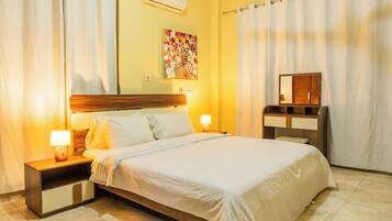 Deluxe Apartment, Courtyard View | 2 bedrooms, premium bedding, pillowtop beds, minibar