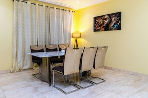 Servicio de comidas en la habitación