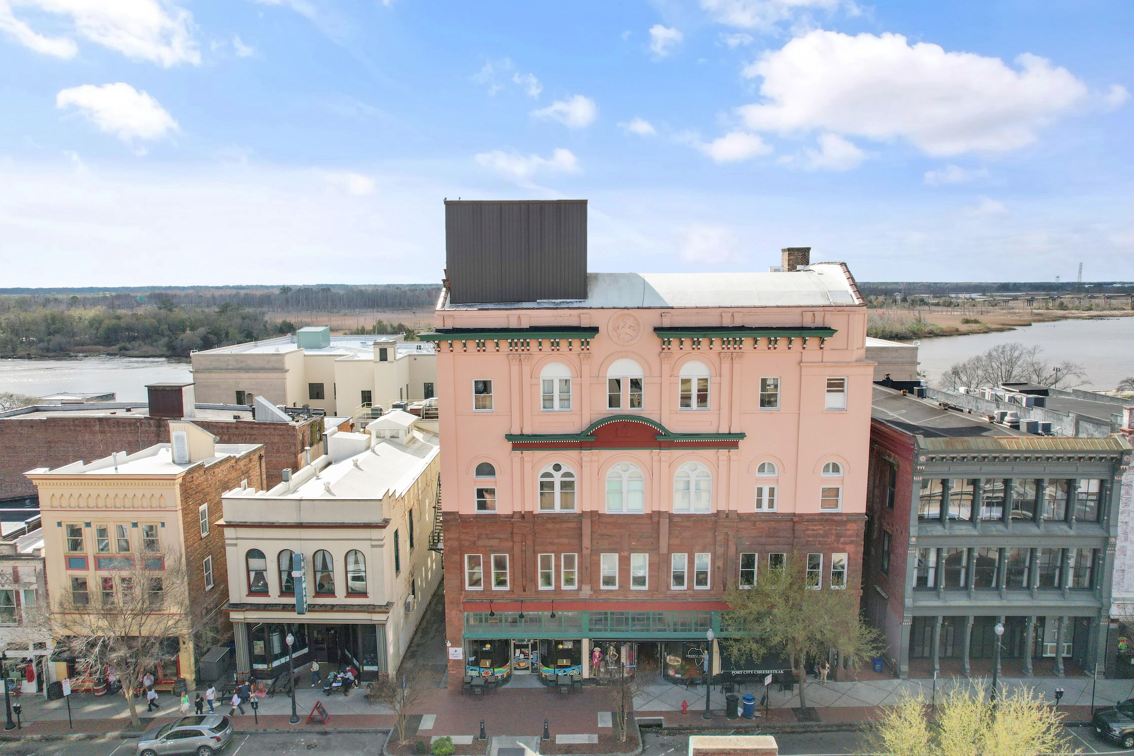 The Front Street Retreat
