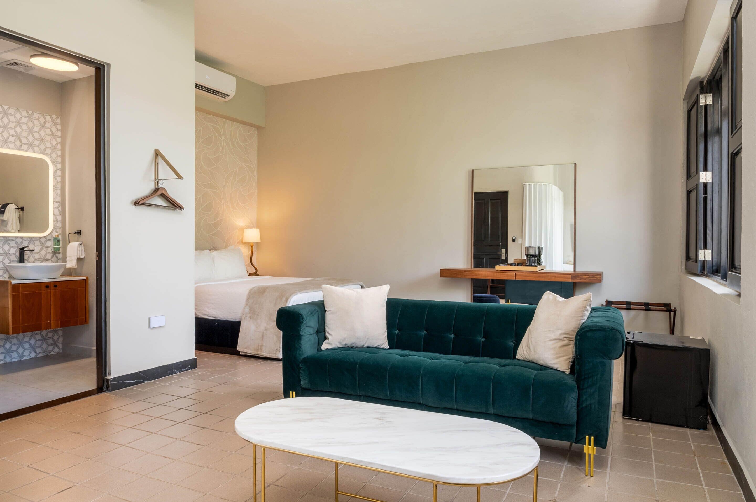 Photo - The Oliver Hotel