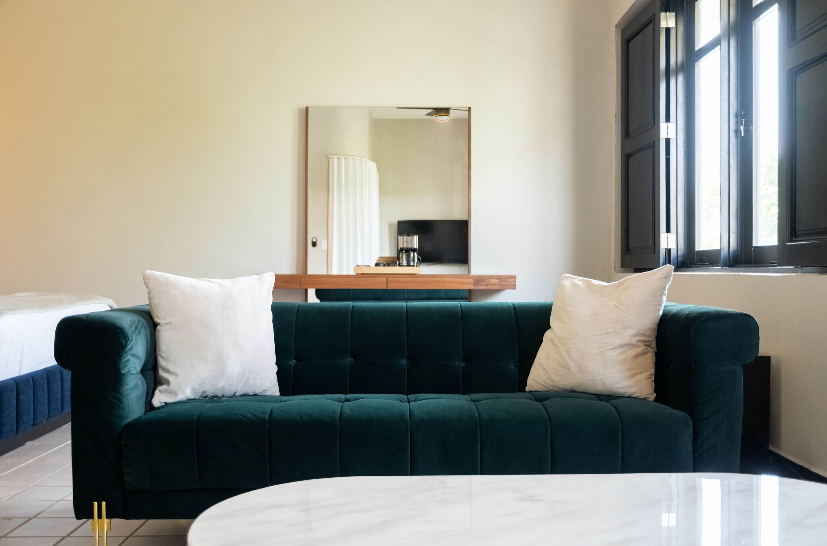 Photo - The Oliver Hotel