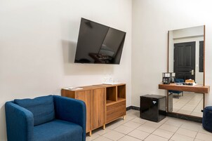 1 habitación, ropa de cama de alta calidad y cortinas blackout 