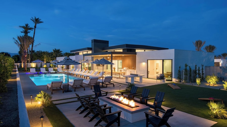Polo Villa Serenity 2 Homes Sleeps 34 13 BDR