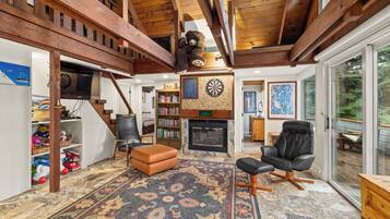 Smart TV, reproductor de DVD, libros