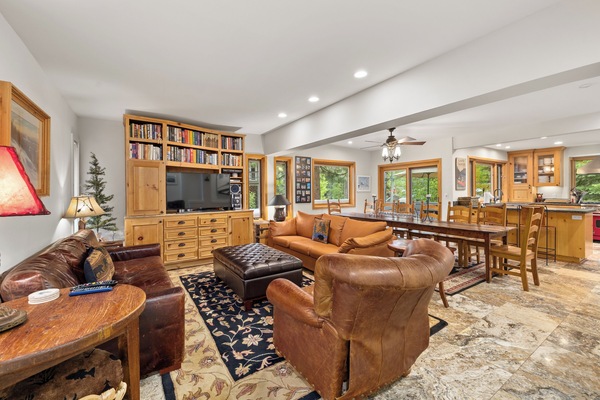 Welcome to Apres Ski on Sandy Way