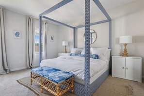 4 Schlafzimmer, Schreibtisch, Bügeleisen/Bügelbrett, WLAN