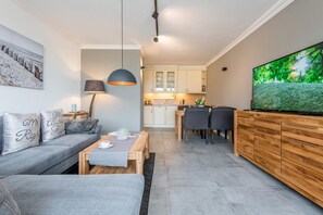 TV - Haus Deckerstraße 19-21, Whg. 18 - Modern. Gemütlich. Durchdacht (Westerland)