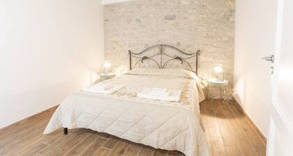 GuestHost - Erice's Lovely Apartment with Balcony and Terrace