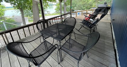 Cozy 2-bedroom campground in peaceful Claypool with AC, WiFi. Overlooking lake