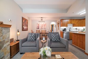 スマートテレビ、暖炉