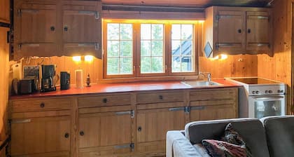Stunning home in Noresund with sauna