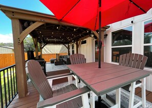 Outdoor dining - Family Fun, New 3 BDR Home Near Canyon Lake! (Canyon Lake)