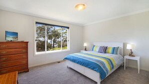 4 Schlafzimmer, Bügeleisen/Bügelbrett, WLAN, Bettwäsche