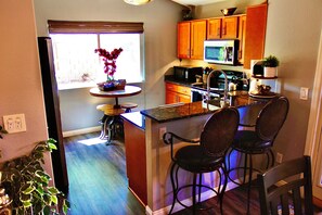 Interior - Cozy Cottage - 2 BD Energy Efficient Victorian Villa (Phoenix)