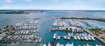 Historic & Stylish 1-Bedroom Apartment in the Heart of Downtown Fort Pierce