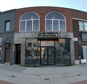Exterior - Penthouse suite in heart of little Italy  (Windsor)