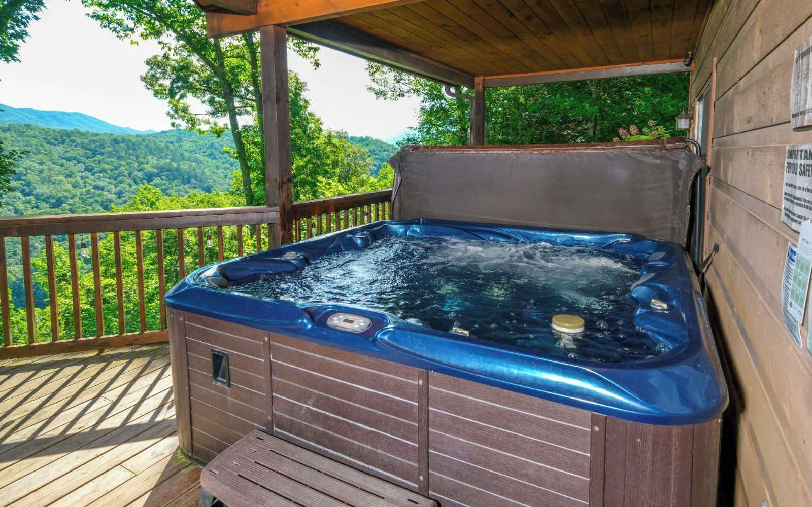 Bain à remous extérieur