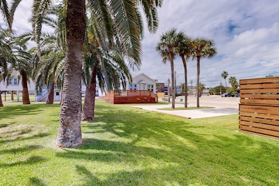 Old Town Port A , Pet Friendly, Golf Cart Access