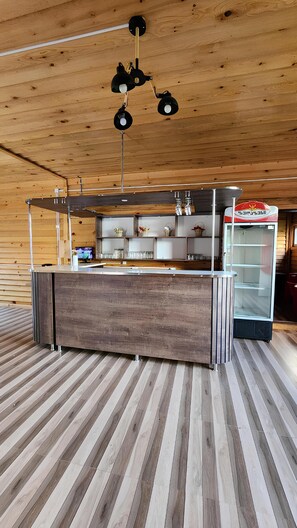 Cabane Confort, vue montagne | Intérieur