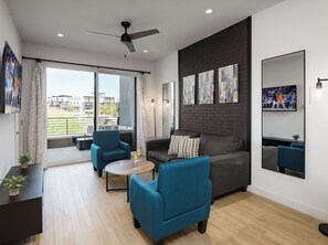 Smart TV - Pinnacle Peak - 3 Units - Hot Tub - In Old Town (Scottsdale)