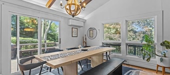 Impeccably Designed 3BR Stowe Woods Retreat