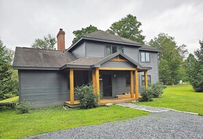 Exterior - Large house heart of Stowe, amazing river for kids (Stowe)