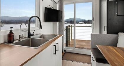 Cozy Tiny House w/ Beautiful Stowe Mountain Views!