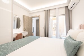 1 bedroom, free WiFi - Apartment 'Velvet  2' with Mountain View, Wi-Fi and Air Conditioning (RHODES)