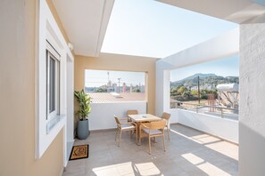 Outdoor dining - Apartment 'Velvet  2' with Mountain View, Wi-Fi and Air Conditioning (RHODES)