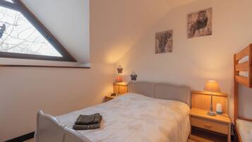 2 slaapkamers, een strijkplank/strijkijzer