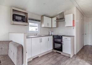 Fridge, oven, stovetop, toaster