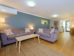 Comfort House, Multiple Beds, Non Smoking | Living area | 55-inch TV with digital channels - Salty Sands (Broadwater)