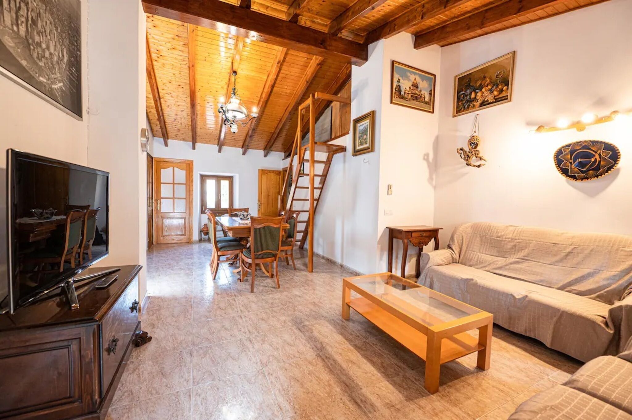 Televisie en een stereo