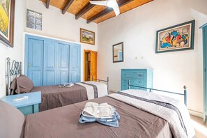 3 bedrooms, iron/ironing board, free WiFi, bed sheets - Holiday Home 'C'an Artur' with Private Terrace and Wi-Fi (Binissalem)