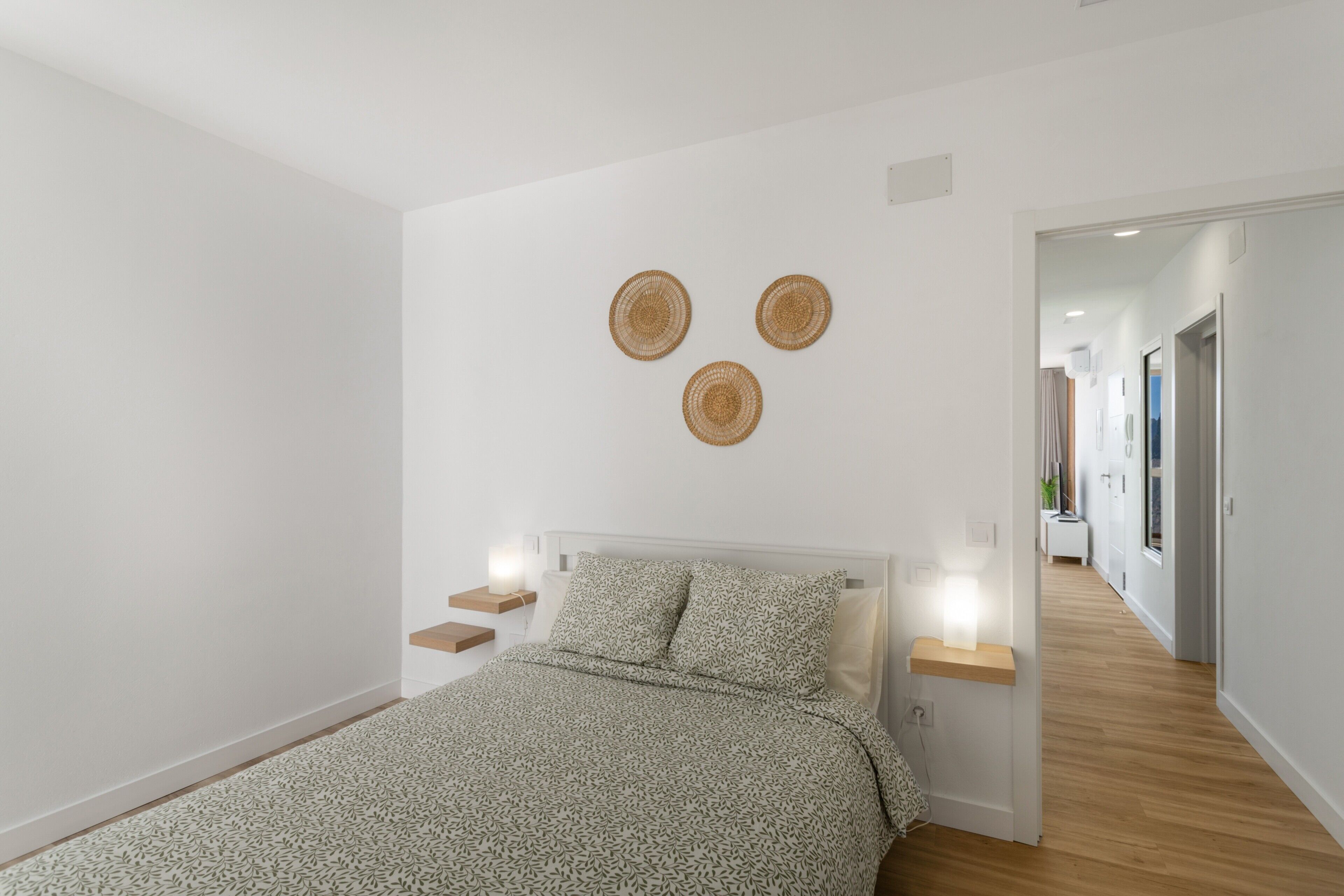 1 bedroom, iron/ironing board, WiFi (free), bed sheets